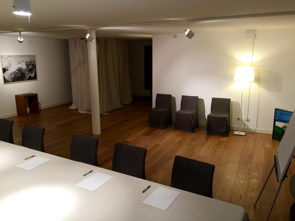 Hotel Casa Sull'Albero Malgrate Esterno foto