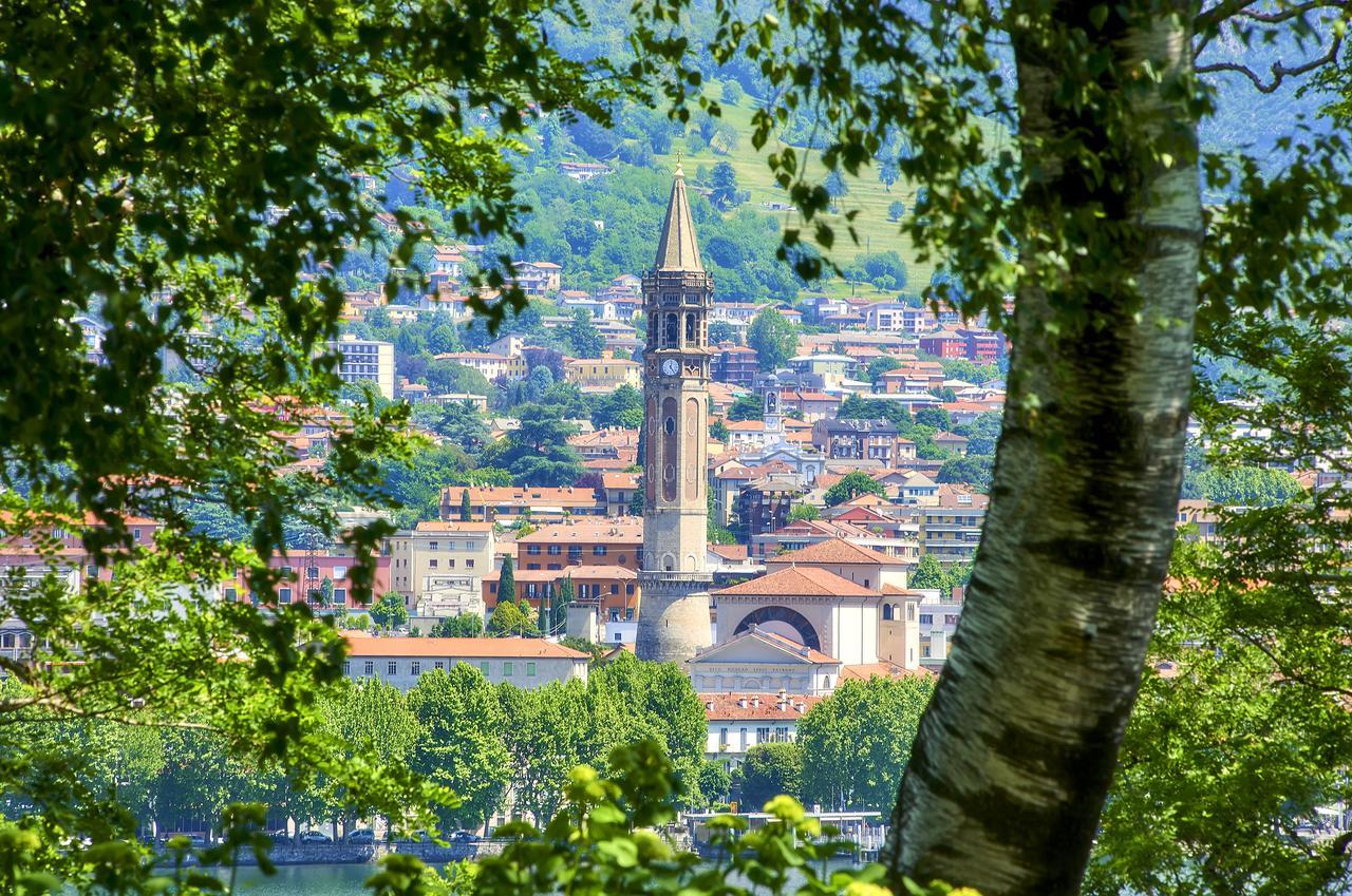 Hotel Casa Sull'Albero Malgrate Esterno foto