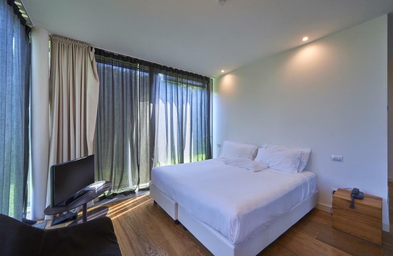 Hotel Casa Sull'Albero Malgrate Esterno foto